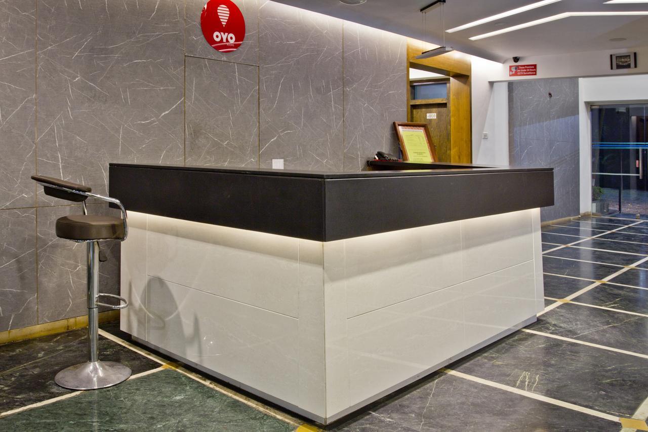 Hotel Executive Σουράτ Εξωτερικό φωτογραφία
